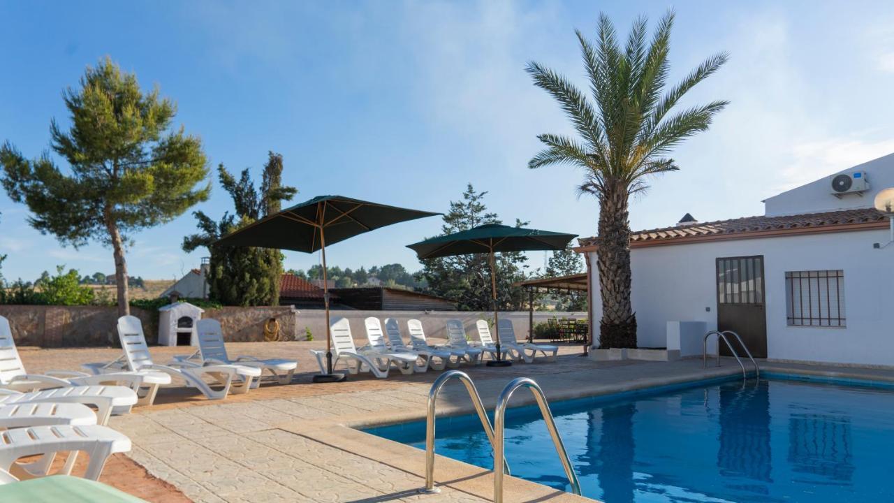 Villa Las Tres Hermanas Albarreal De Tajo By Toledo Ap Exterior photo