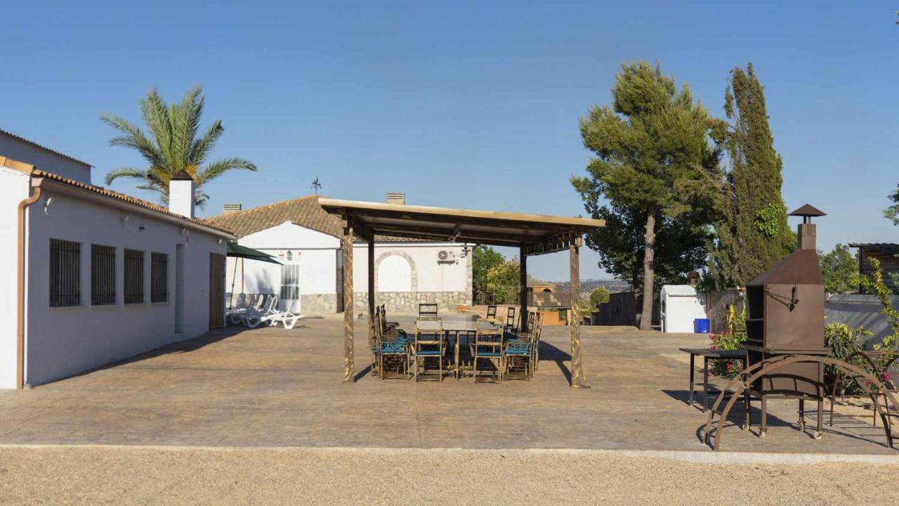 Villa Las Tres Hermanas Albarreal De Tajo By Toledo Ap Exterior photo